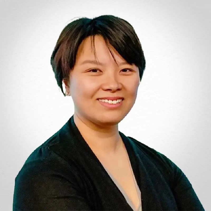 Jing Rong headshot